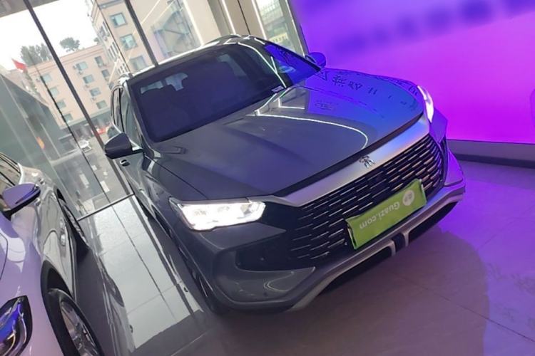 Used BYD Song Pro New Energy 2024 HONOR Edition DM-i 71KM Leading Model Front Right 45 Deg