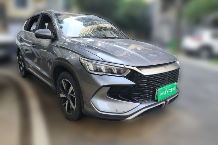 Used BYD Song Pro New Energy 2024 HONOR Edition DM-i 71KM Beyond Model Front Right 45 Deg