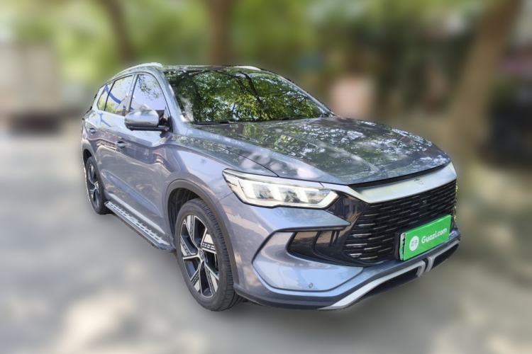 Used BYD Song Pro New Energy 2024 HONOR Edition DM-i 110KM Excellence Model Front Right 45 Deg