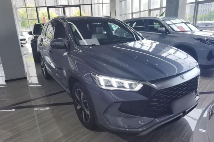 Used BYD Song Pro New Energy 2024 HONOR Edition DM-i 71KM Navigation Model Front Right 45 Deg