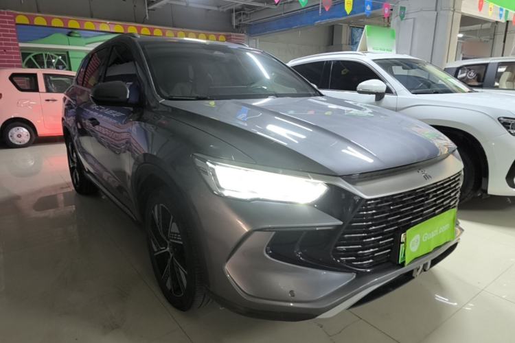 Used BYD Song Pro New Energy 2024 HONOR Edition DM-i 110KM Excellence Model Front Right 45 Deg