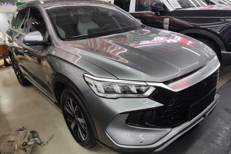 Used BYD Song Pro New Energy 2024 HONOR Edition DM-i 71KM Navigation Model Front Right 45 Deg