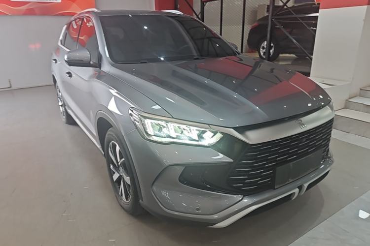 Used BYD Song Pro New Energy 2024 HONOR Edition DM-i 71KM Navigation Model Front Right 45 Deg