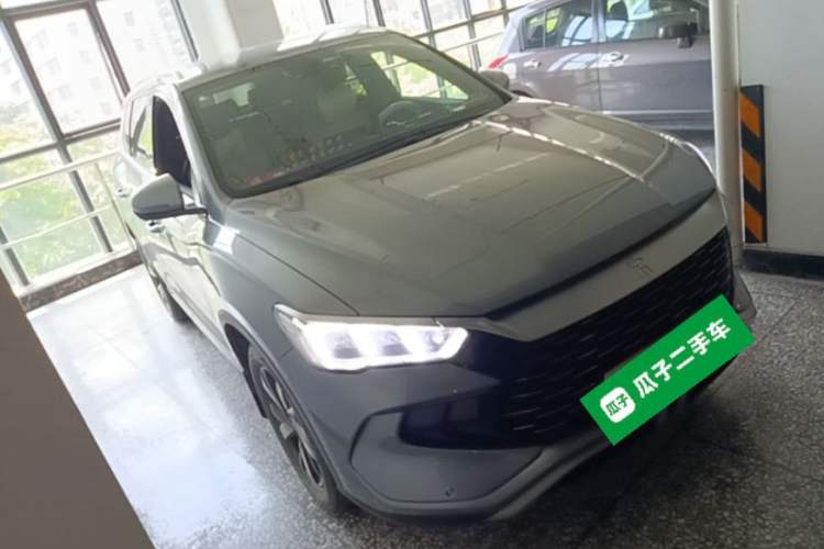 Used BYD Song Pro New Energy 2024 HONOR Edition DM-i 71KM Navigation Model Front Right 45 Deg