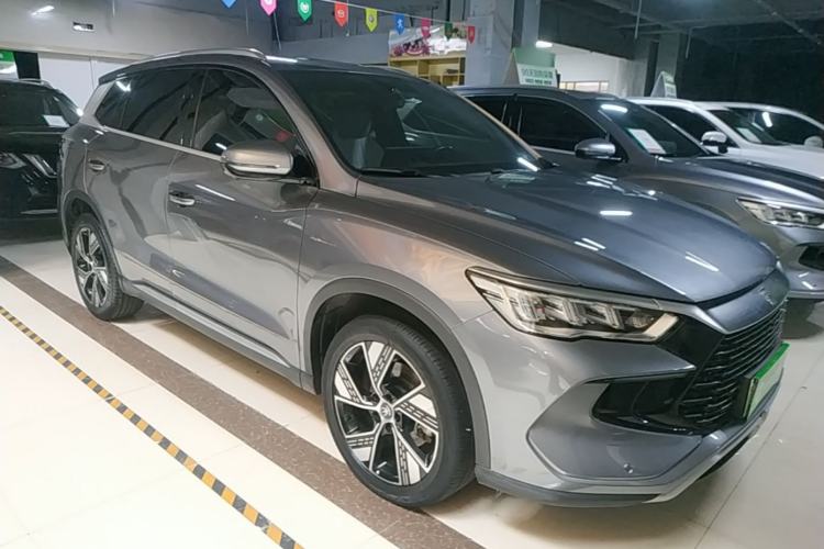 Used BYD Song Pro New Energy 2024 HONOR Edition DM-i 110KM Excellence Model Front Right 45 Deg