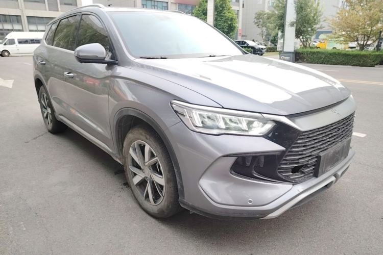 Used BYD Song Pro New Energy 2024 HONOR Edition DM-i 71KM Navigation Model Front Right 45 Deg