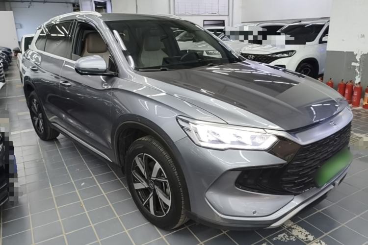 Used BYD Song Pro New Energy 2024 HONOR Edition DM-i 71KM Navigation Model Front Right 45 Deg