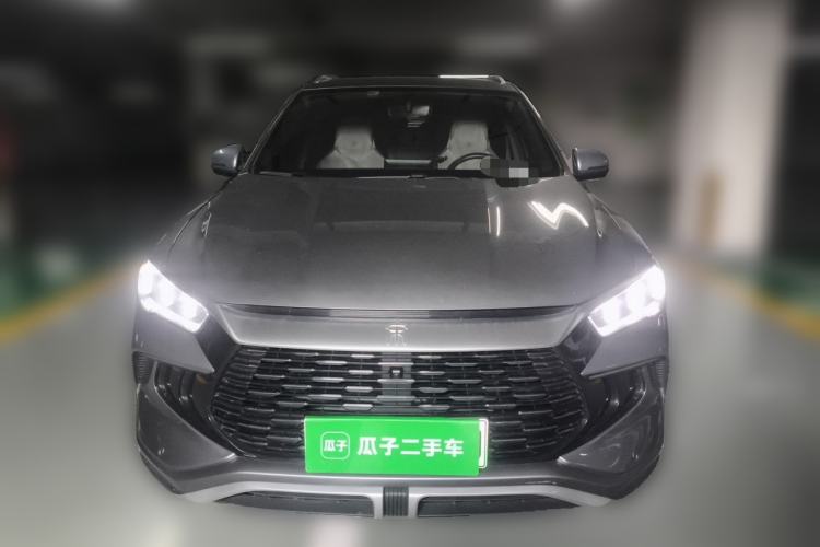 Used BYD Song Pro New Energy 2024 HONOR Edition DM-i 71KM Navigation Model Front