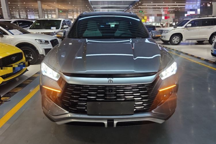 Used BYD Song Pro New Energy 2024 HONOR Edition DM-i 71KM Navigation Model Front