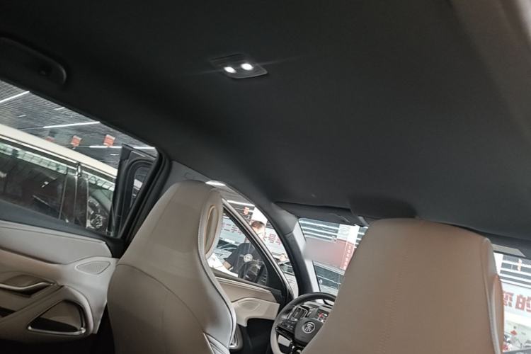 Used BYD Song Pro New Energy 2024 HONOR Edition DM-i 71KM Navigation Model Headliner
