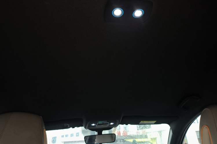 Used BYD Song Pro New Energy 2024 HONOR Edition DM-i 71KM Navigation Model Headliner