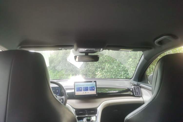 Used BYD Song Pro New Energy 2024 HONOR Edition DM-i 71KM Navigation Model Headliner