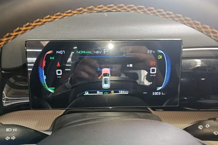 Used BYD Song Pro New Energy 2024 HONOR Edition DM-i 71KM Navigation Model Instrument Cluster