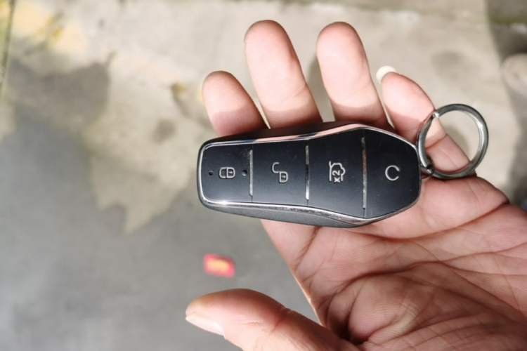 Used BYD Song Pro New Energy 2024 HONOR Edition DM-i 71KM Navigation Model Interior 1
