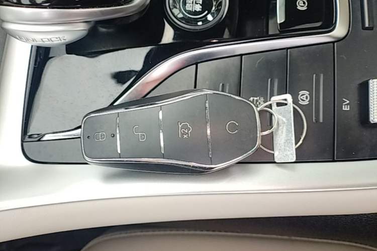 Used BYD Song Pro New Energy 2024 HONOR Edition DM-i 110KM Beyond Model Interior 1