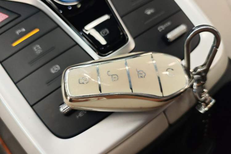 Used BYD Song Pro New Energy 2024 HONOR Edition DM-i 110KM Beyond Model Interior 1