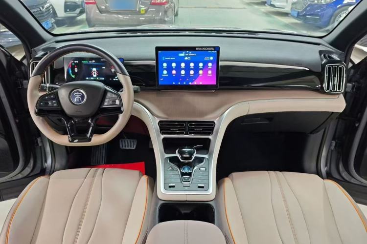 Used BYD Song Pro New Energy 2024 HONOR Edition DM-i 71KM Navigation Model Interior 3