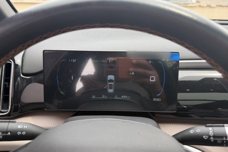 Used BYD Song Pro New Energy 2024 HONOR Edition DM-i 71KM Leading Model Interior 4