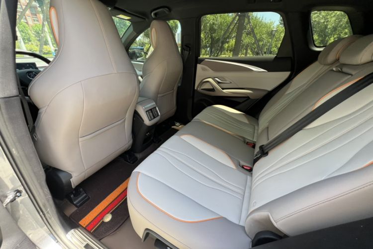 Used BYD Song Pro New Energy 2024 HONOR Edition DM-i 71KM Navigation Model Interior 7