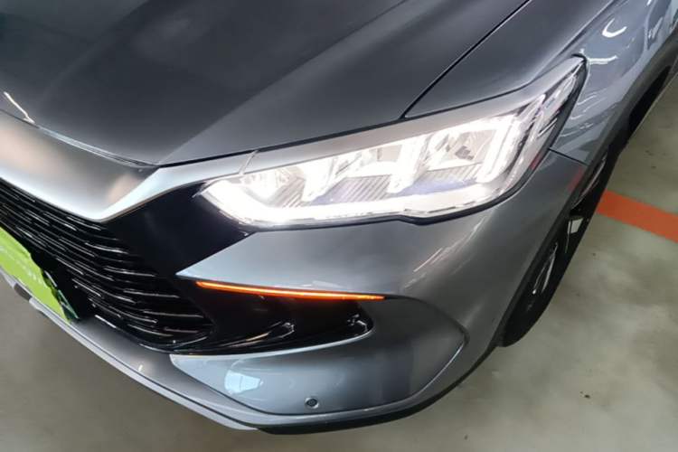 Used BYD Song Pro New Energy 2024 HONOR Edition DM-i 110KM Beyond Model Left Front Headlight