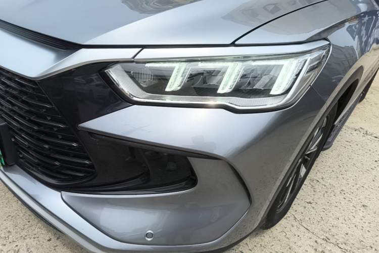 Used BYD Song Pro New Energy 2024 HONOR Edition DM-i 71KM Navigation Model Left Front Headlight