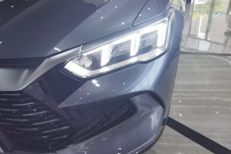 Used BYD Song Pro New Energy 2024 HONOR Edition DM-i 71KM Navigation Model Left Front Headlight