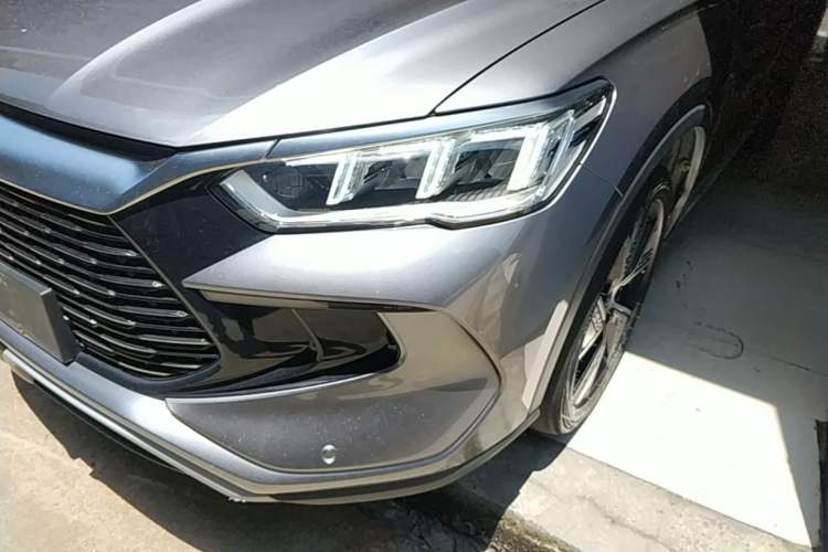 Used BYD Song Pro New Energy 2024 HONOR Edition DM-i 110KM Excellence Model Left Front Headlight