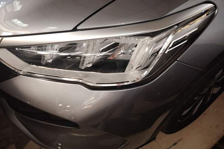 Used BYD Song Pro New Energy 2024 HONOR Edition DM-i 71KM Navigation Model Left Front Headlight