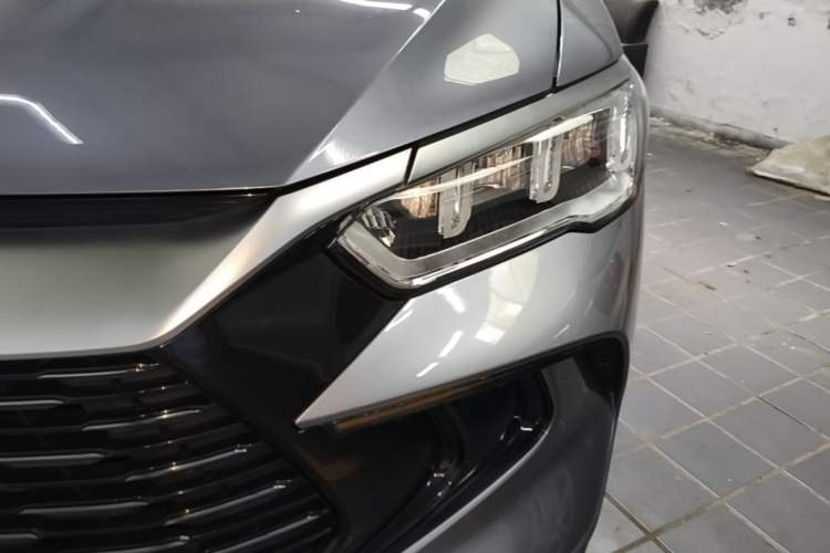Used BYD Song Pro New Energy 2024 HONOR Edition DM-i 110KM Beyond Model Left Front Headlight