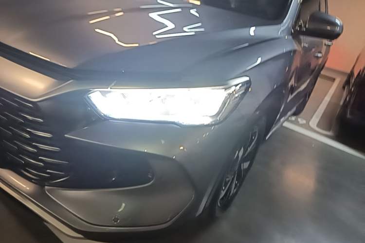 Used BYD Song Pro New Energy 2024 HONOR Edition DM-i 71KM Navigation Model Left Front Headlight