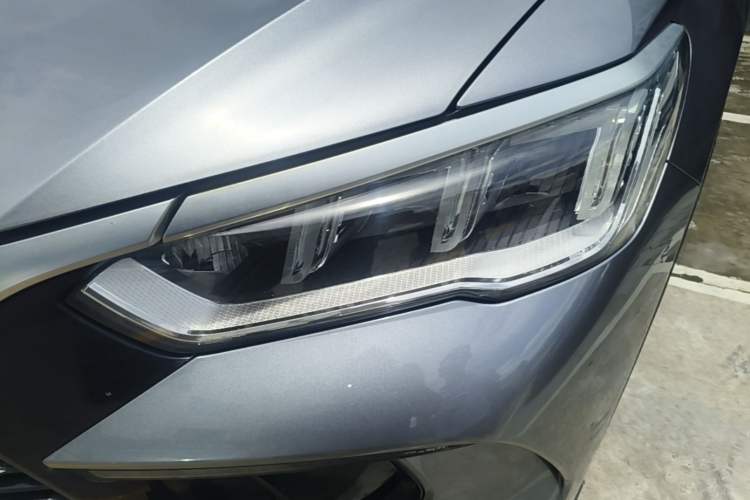 Used BYD Song Pro New Energy 2024 HONOR Edition DM-i 110KM Beyond Model Left Front Headlight