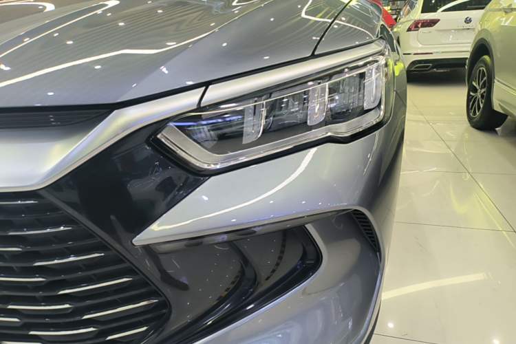 Used BYD Song Pro New Energy 2024 HONOR Edition DM-i 71KM Navigation Model Left Front Headlight