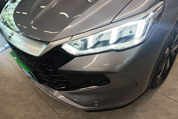 Used BYD Song Pro New Energy 2024 HONOR Edition DM-i 110KM Beyond Model Left Front Headlight