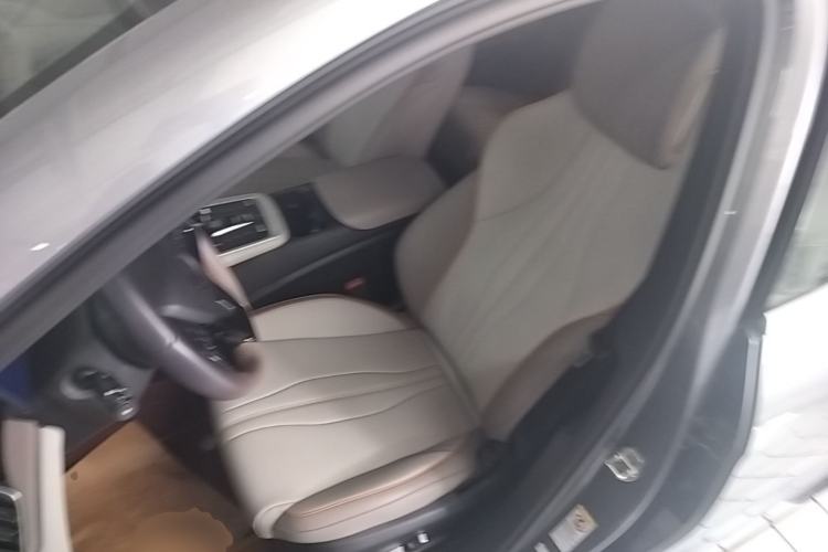 Used BYD Song Pro New Energy 2024 HONOR Edition DM-i 71KM Leading Model Left Front Seat