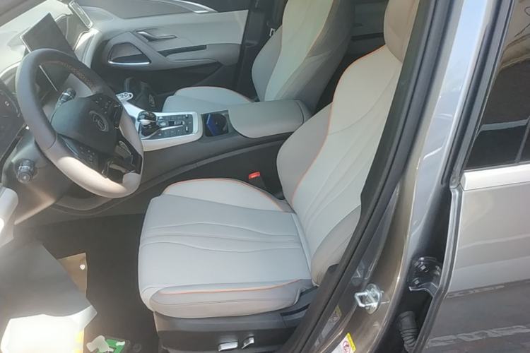 Used BYD Song Pro New Energy 2024 HONOR Edition DM-i 71KM Navigation Model Left Front Seat