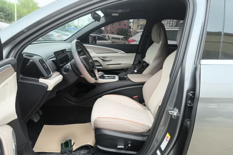 Used BYD Song Pro New Energy 2024 HONOR Edition DM-i 71KM Navigation Model Left Front Seat