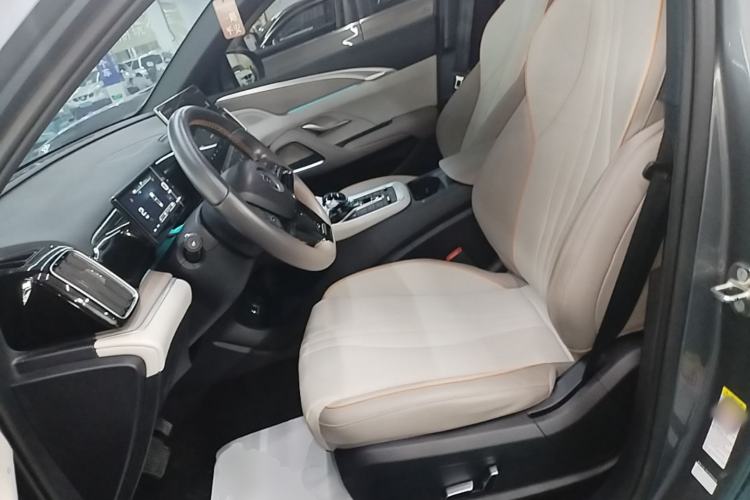 Used BYD Song Pro New Energy 2024 HONOR Edition DM-i 110KM Excellence Model Left Front Seat