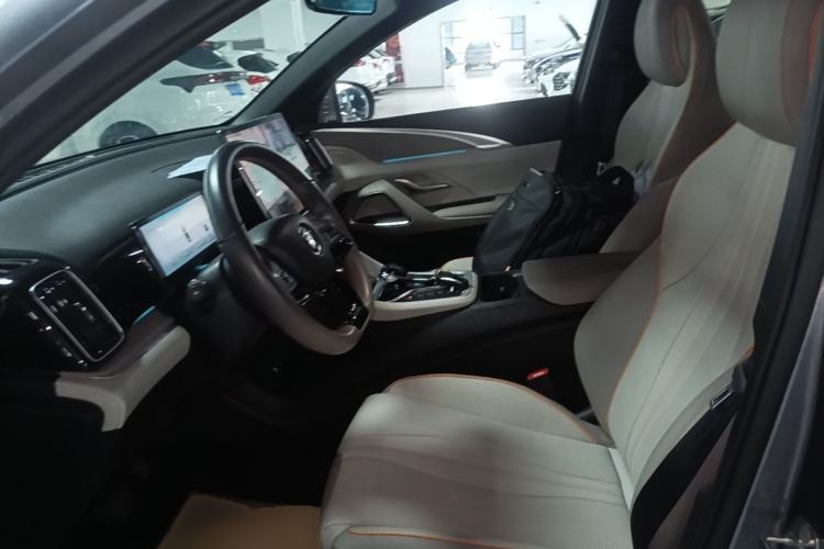 Used BYD Song Pro New Energy 2024 HONOR Edition DM-i 110KM Excellence Model Left Front Seat