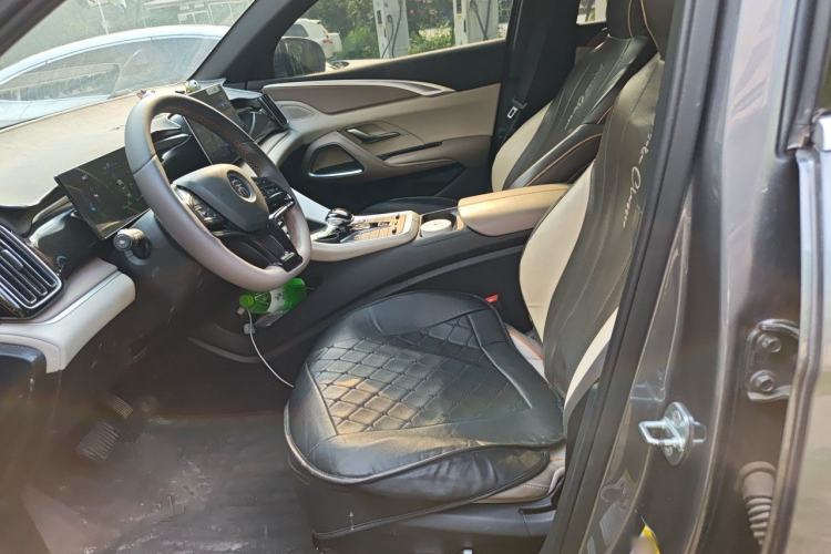 Used BYD Song Pro New Energy 2024 HONOR Edition DM-i 71KM Leading Model Left Front Seat