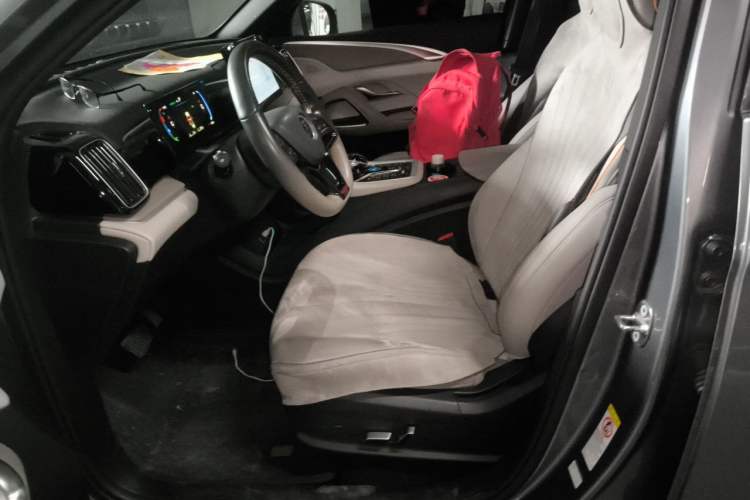Used BYD Song Pro New Energy 2024 HONOR Edition DM-i 71KM Navigation Model Left Front Seat