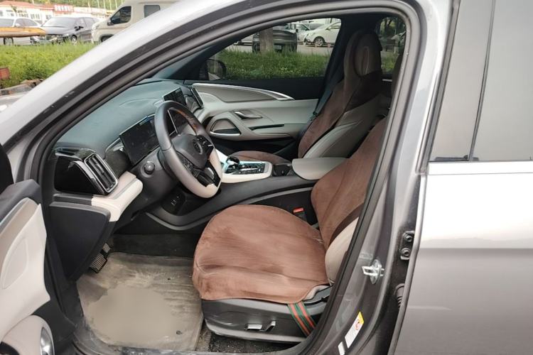 Used BYD Song Pro New Energy 2024 HONOR Edition DM-i 71KM Navigation Model Left Front Seat