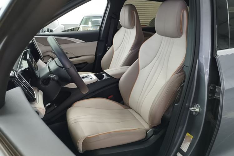 Used BYD Song Pro New Energy 2024 HONOR Edition DM-i 71KM Navigation Model Left Front Seat
