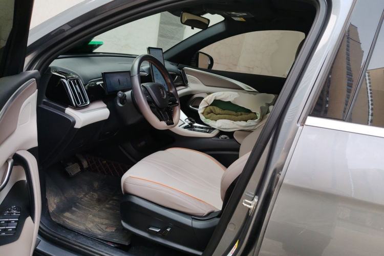 Used BYD Song Pro New Energy 2024 HONOR Edition DM-i 110KM Beyond Model Left Front Seat