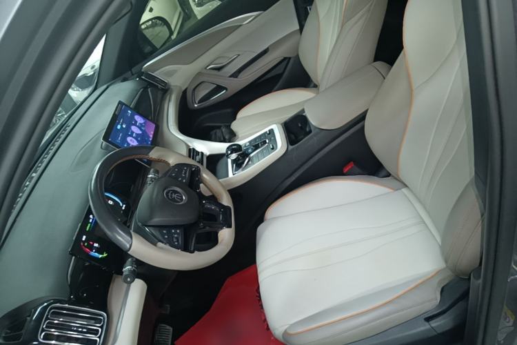 Used BYD Song Pro New Energy 2024 HONOR Edition DM-i 71KM Navigation Model Left Front Seat