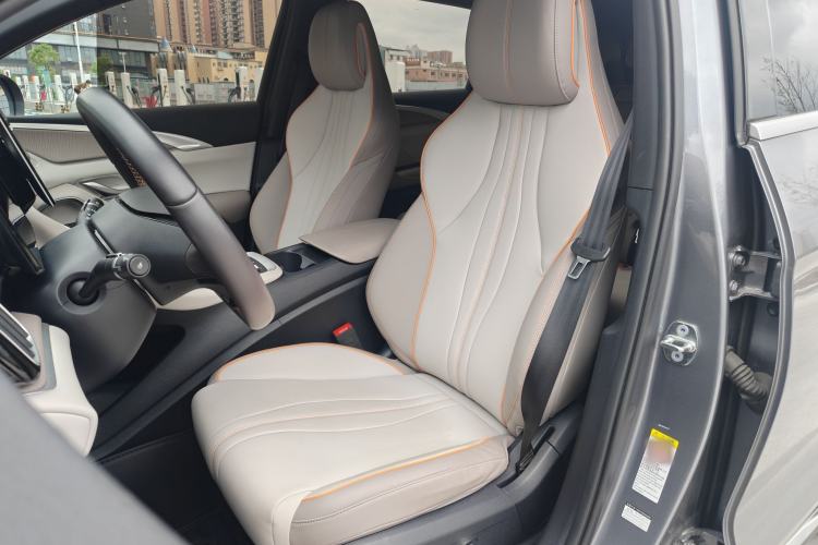 Used BYD Song Pro New Energy 2024 HONOR Edition DM-i 71KM Navigation Model Left Front Seat