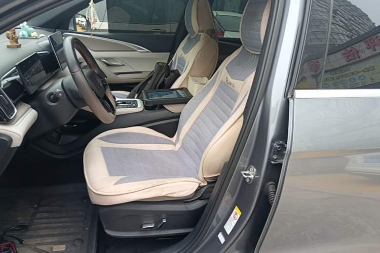 Used BYD Song Pro New Energy 2024 HONOR Edition DM-i 71KM Navigation Model Left Front Seat