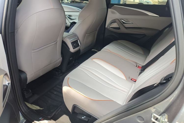 Used BYD Song Pro New Energy 2024 HONOR Edition DM-i 71KM Navigation Model Left Rear Seat