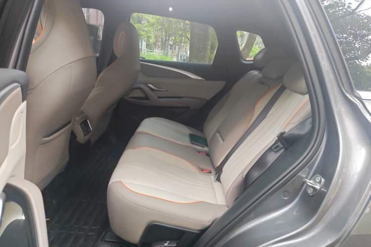 Used BYD Song Pro New Energy 2024 HONOR Edition DM-i 110KM Beyond Model Left Rear Seat