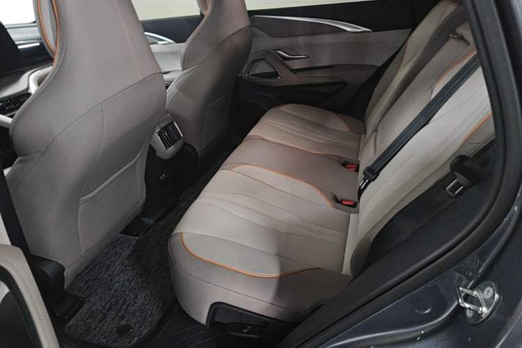 Used BYD Song Pro New Energy 2024 HONOR Edition DM-i 110KM Excellence Model Left Rear Seat