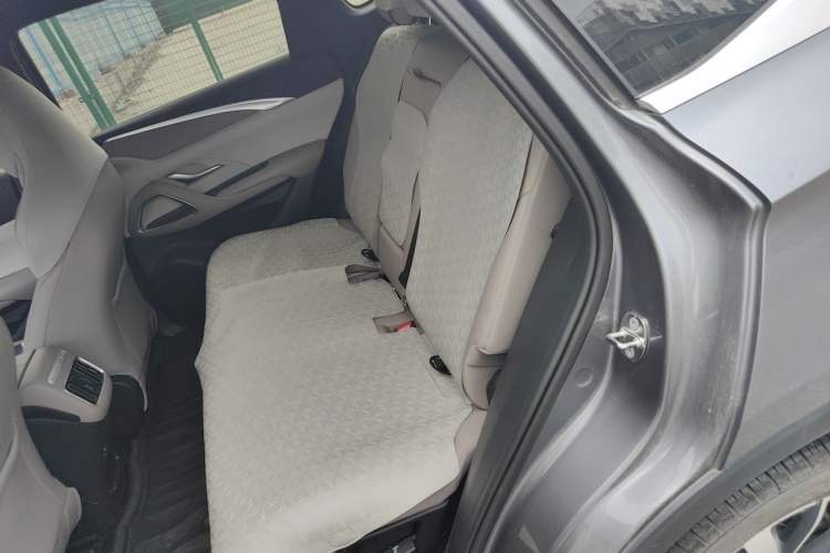 Used BYD Song Pro New Energy 2024 HONOR Edition DM-i 71KM Navigation Model Left Rear Seat